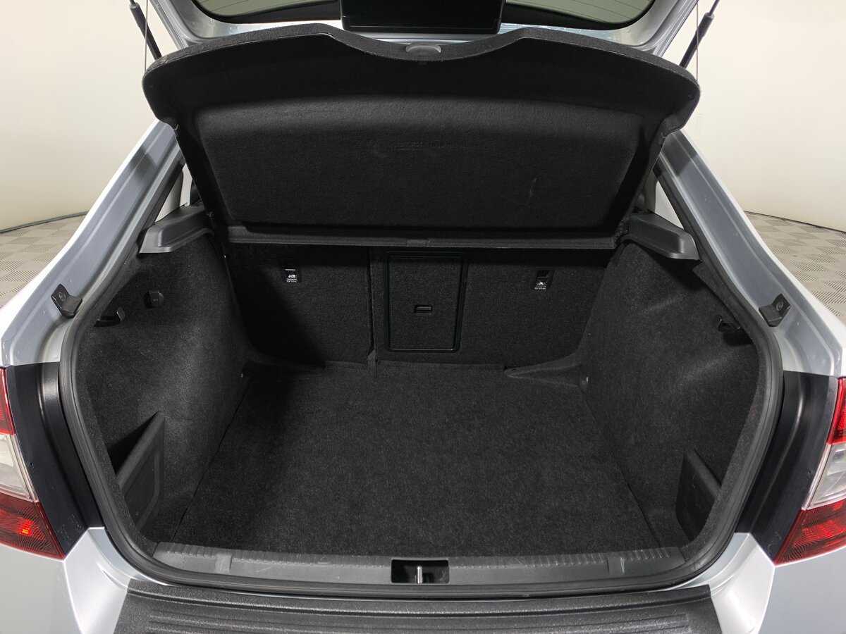 Б/У Шкода Рапид 2019 года. Фото: #17