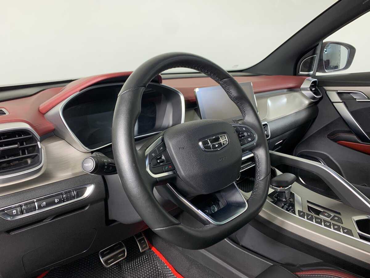 Geely Coolray 2023 года с пробегом. Фото: #10