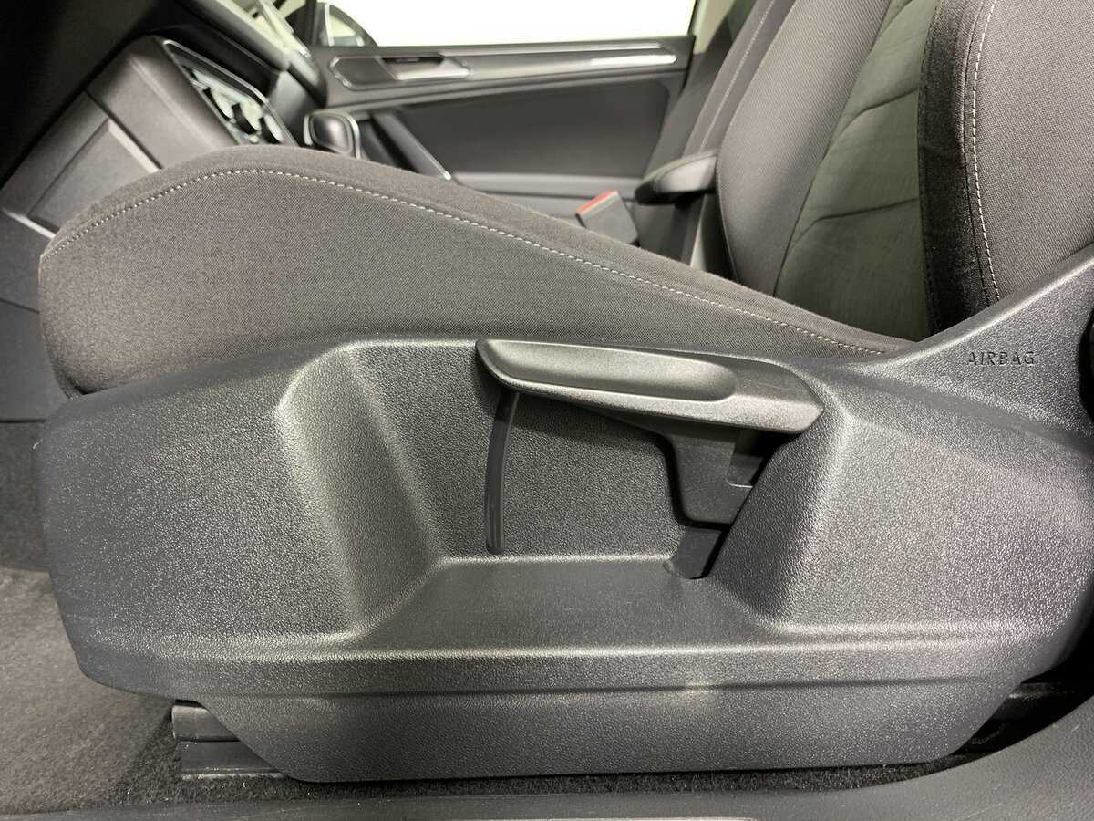 Volkswagen Tiguan 2018 года с пробегом. Фото: #15