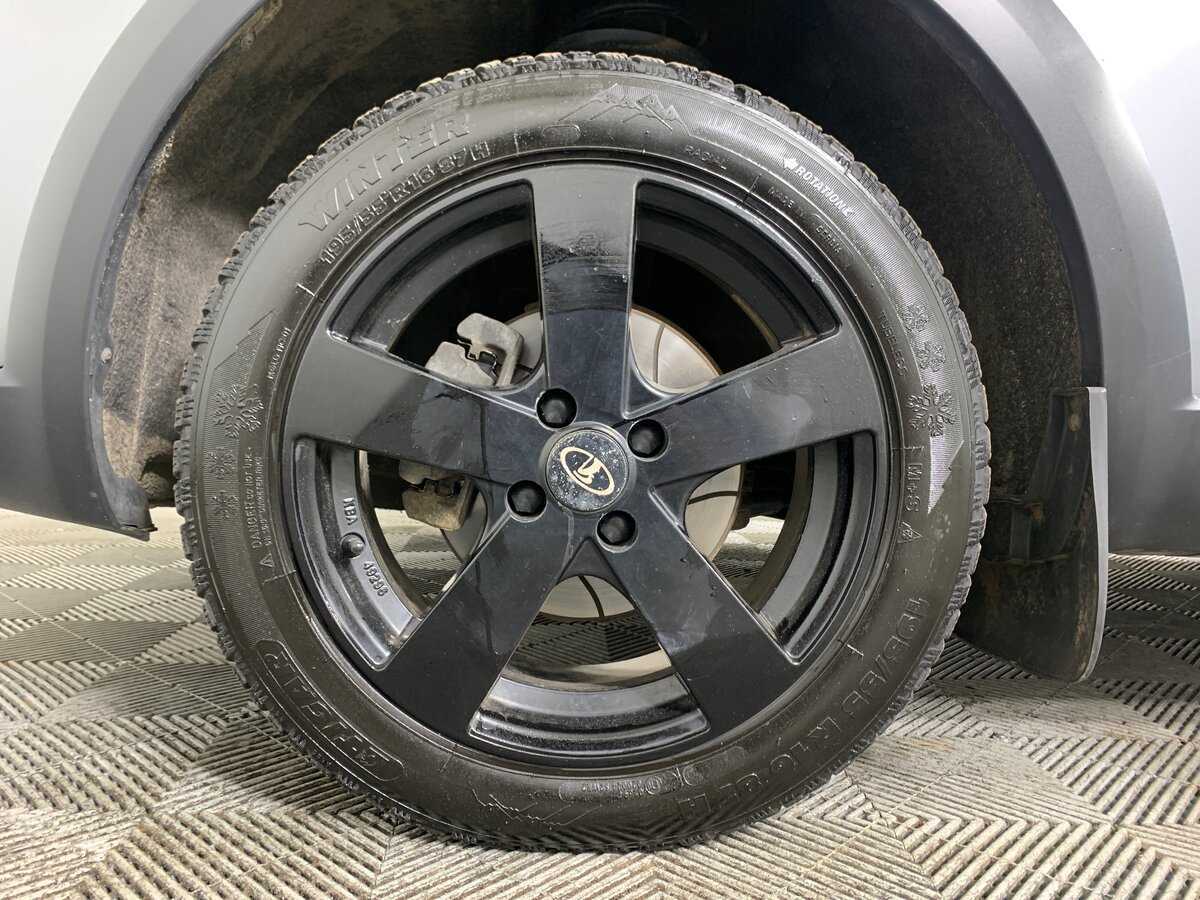 Б/У Лада (ВАЗ) Веста 2020 года. Фото: #8