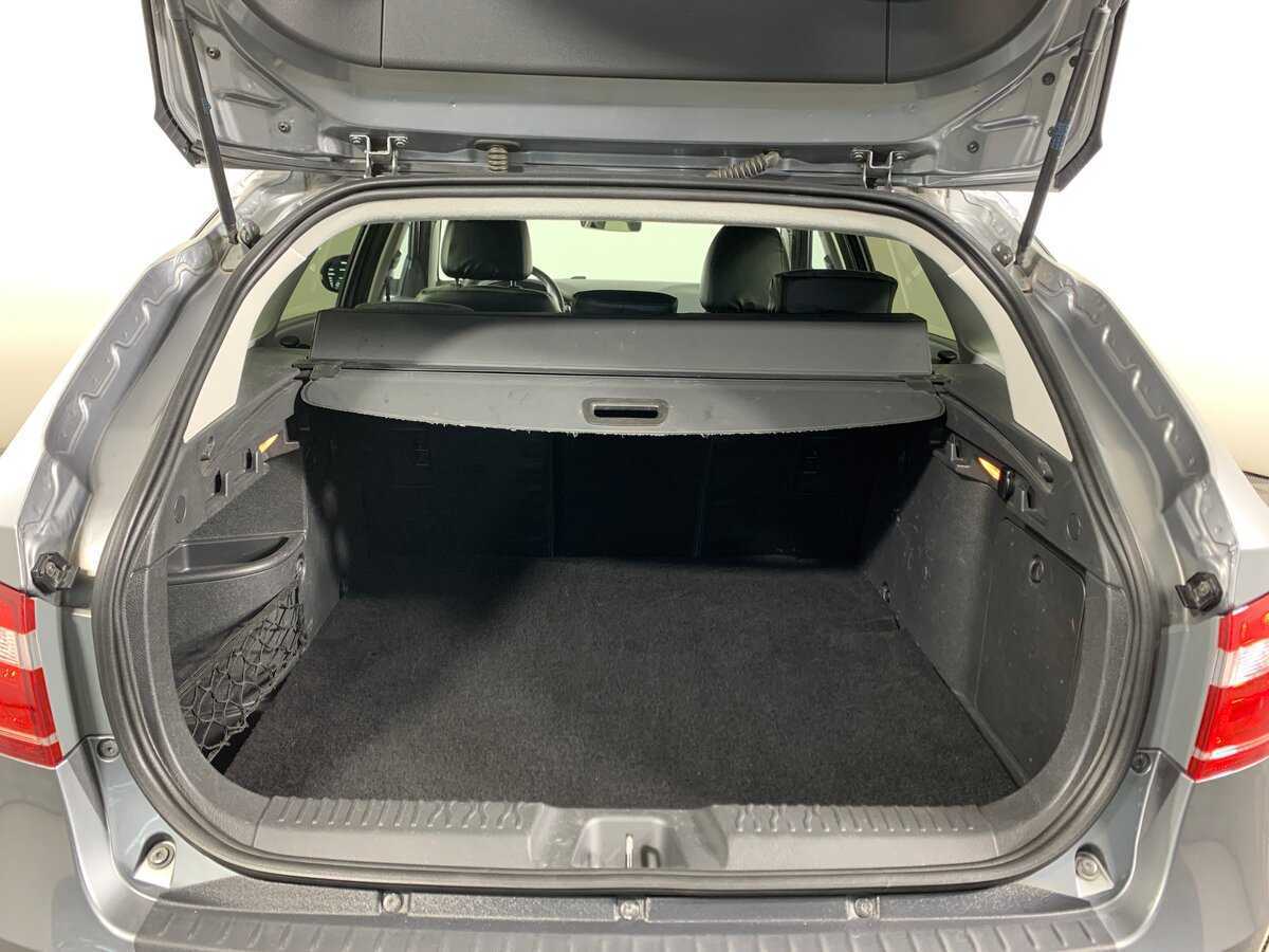 Б/У Лада (ВАЗ) Веста 2020 года. Фото: #19