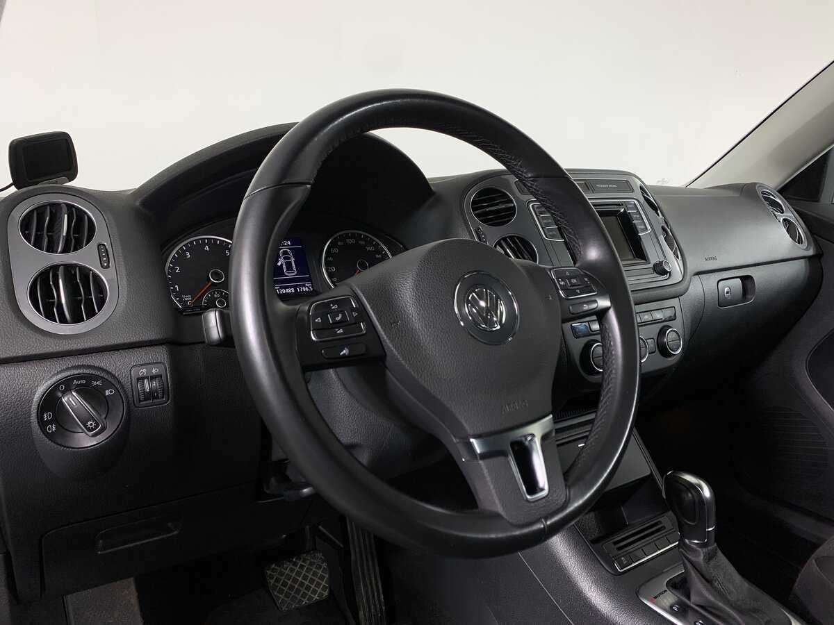 Б/У Фольксваген Тигуан 2015 года. Фото: #11