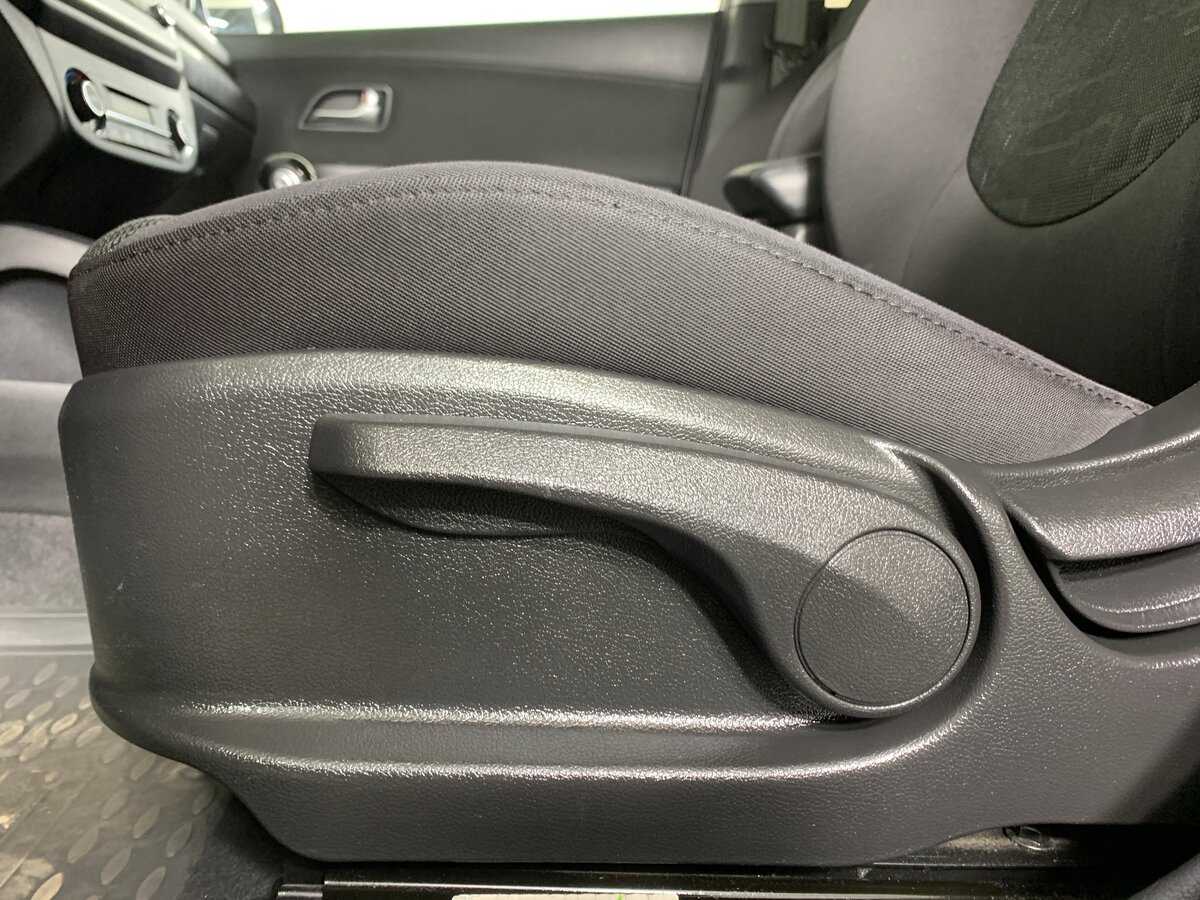 Б/У Киа Рио 2016 года. Фото: #13