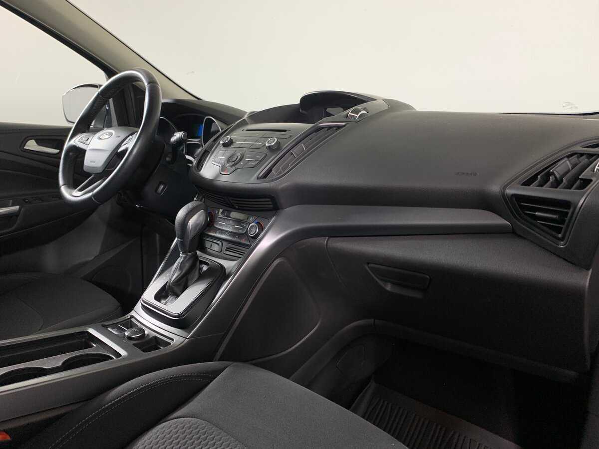 Б/У Форд Куга 2019 года. Фото: #13