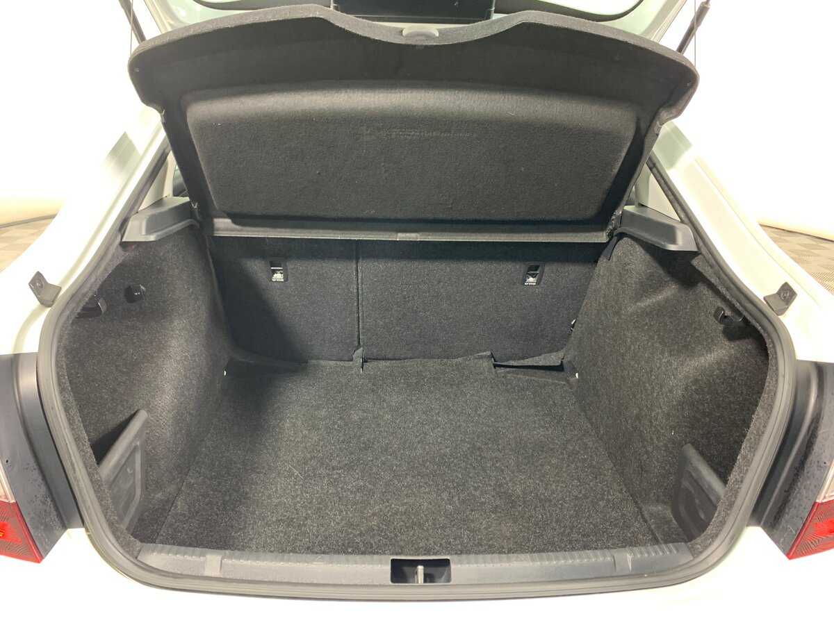 Б/У Шкода Рапид 2018 года. Фото: #19