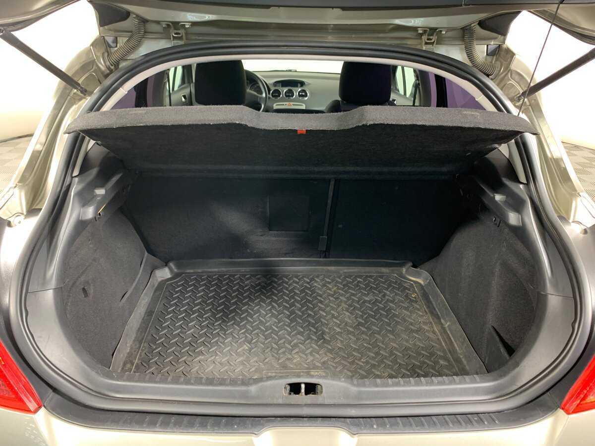 Б/У Пежо 308 2012 года. Фото: #19