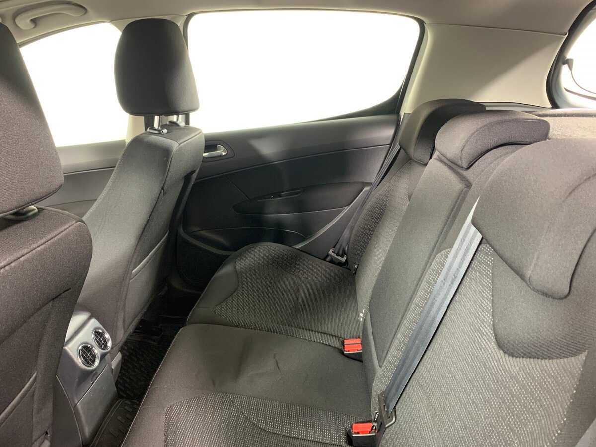 Б/У Пежо 308 2012 года. Фото: #19