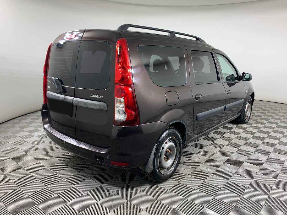 Б/У Лада (ВАЗ) Ларгус 2015 года. Фото: #4
