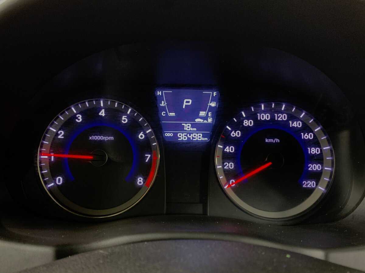 Б/У Хендай Солярис 2013 года. Фото: #13