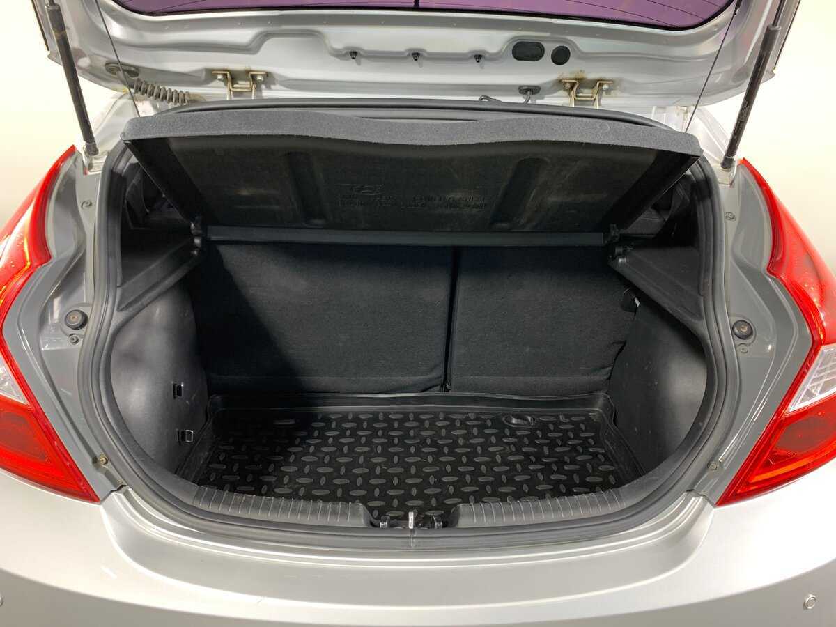 Б/У Хендай Солярис 2013 года. Фото: #18