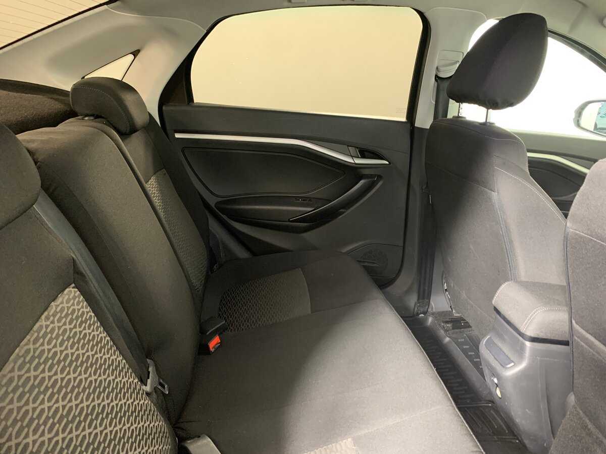 Б/У Лада (ВАЗ) Веста 2021 года. Фото: #17