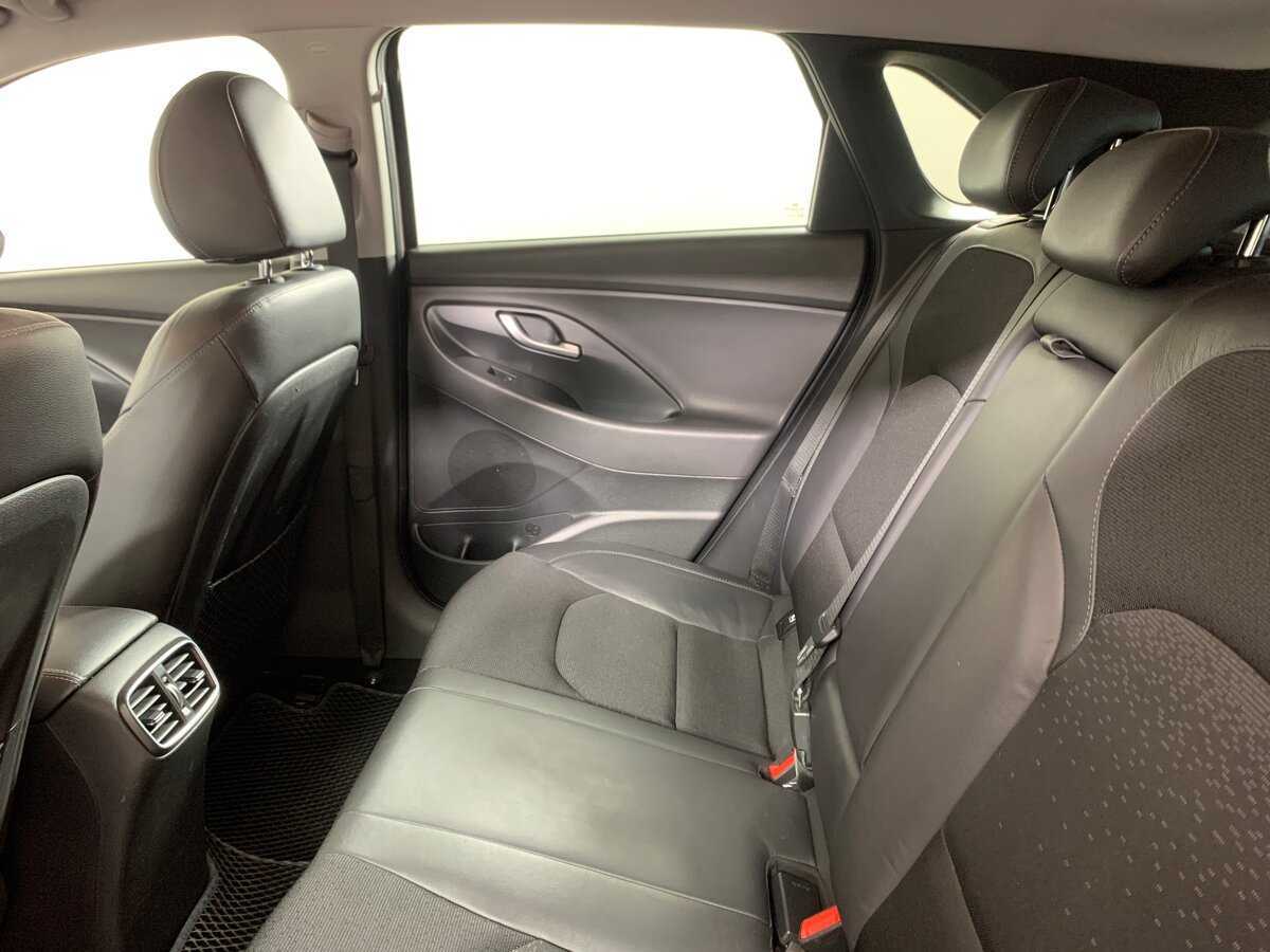 Б/У Хендай ай30 2017 года. Фото: #18