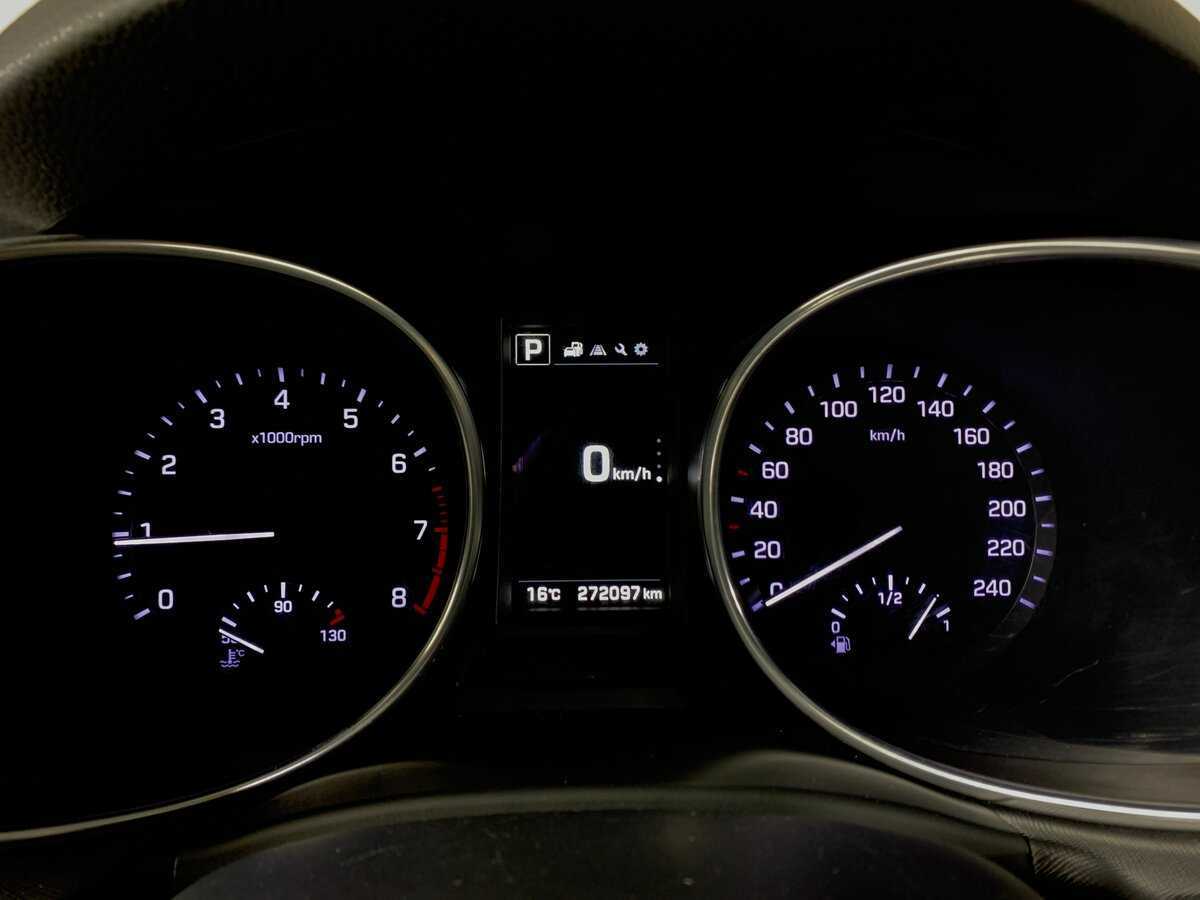 Б/У Хендай Санта Фе 2017 года. Фото: #14