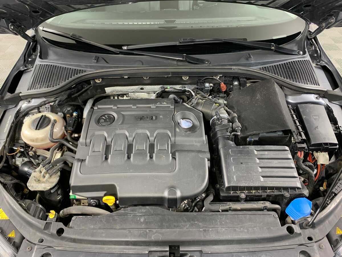 Б/У Шкода Октавия 2017 года. Фото: #10