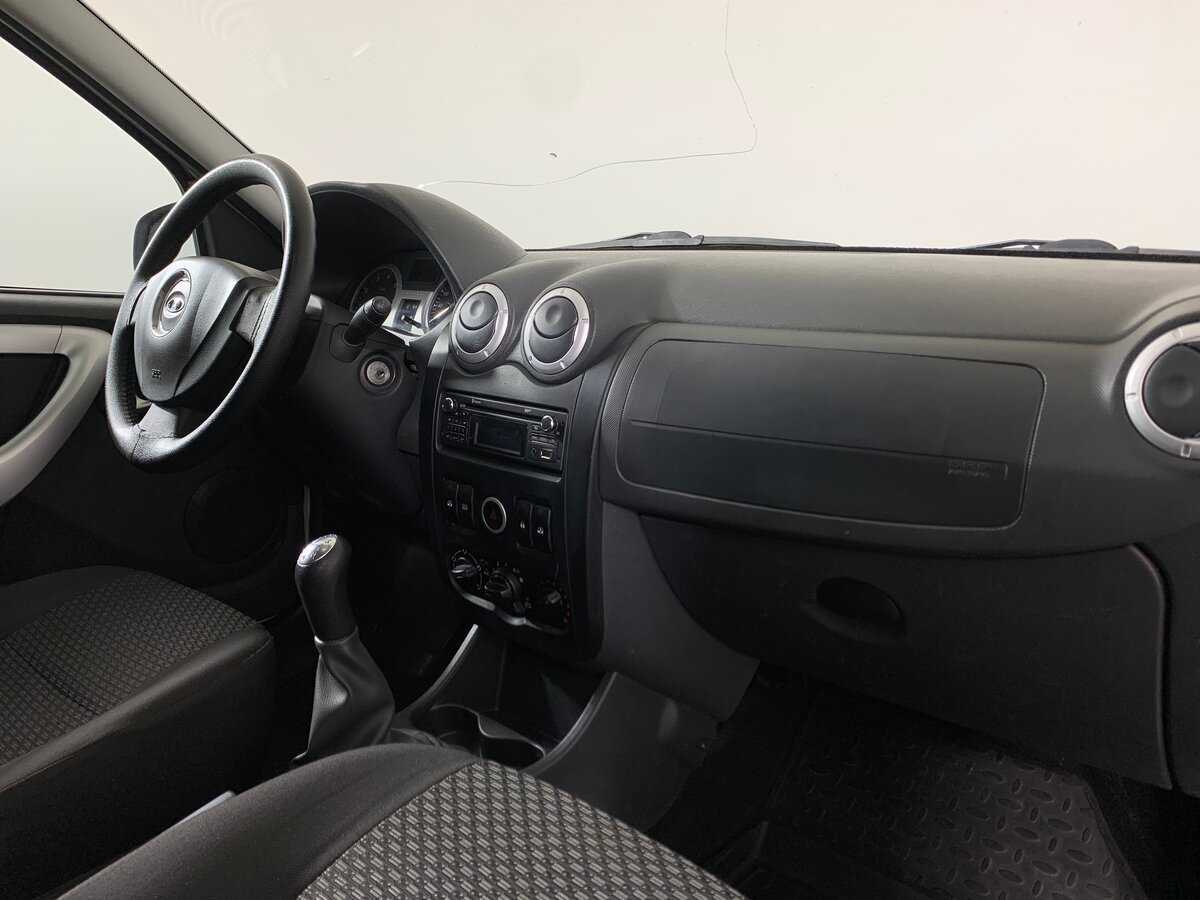 Б/У Лада (ВАЗ) Ларгус 2016 года. Фото: #12