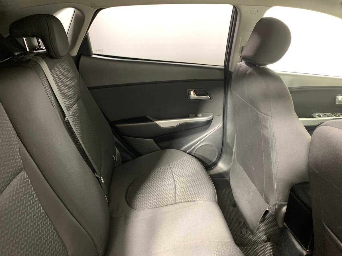 Б/У Киа Рио 2015 года. Фото: #16