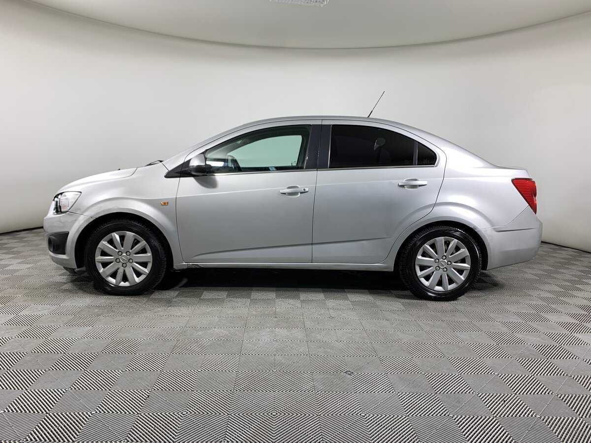 Б/У Шевроле Авео 2014 года. Фото: #7