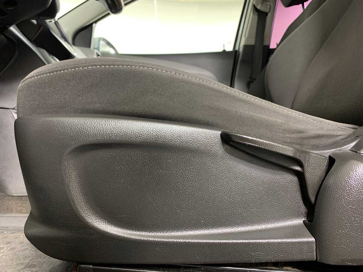 Б/У Шевроле Авео 2014 года. Фото: #16