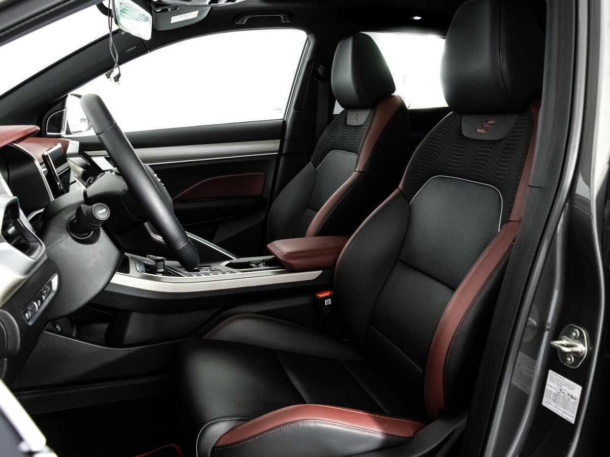 Geely Coolray 2023 года с пробегом. Фото: #10