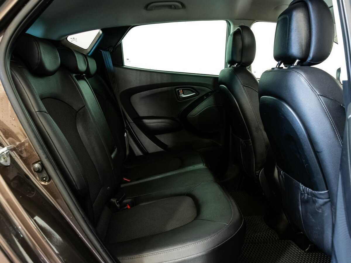 Б/У Хендай ай-икс35 2014 года. Фото: #17