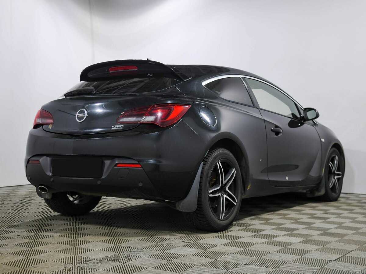 Б/У Опель Астра 2012 года. Фото: #3