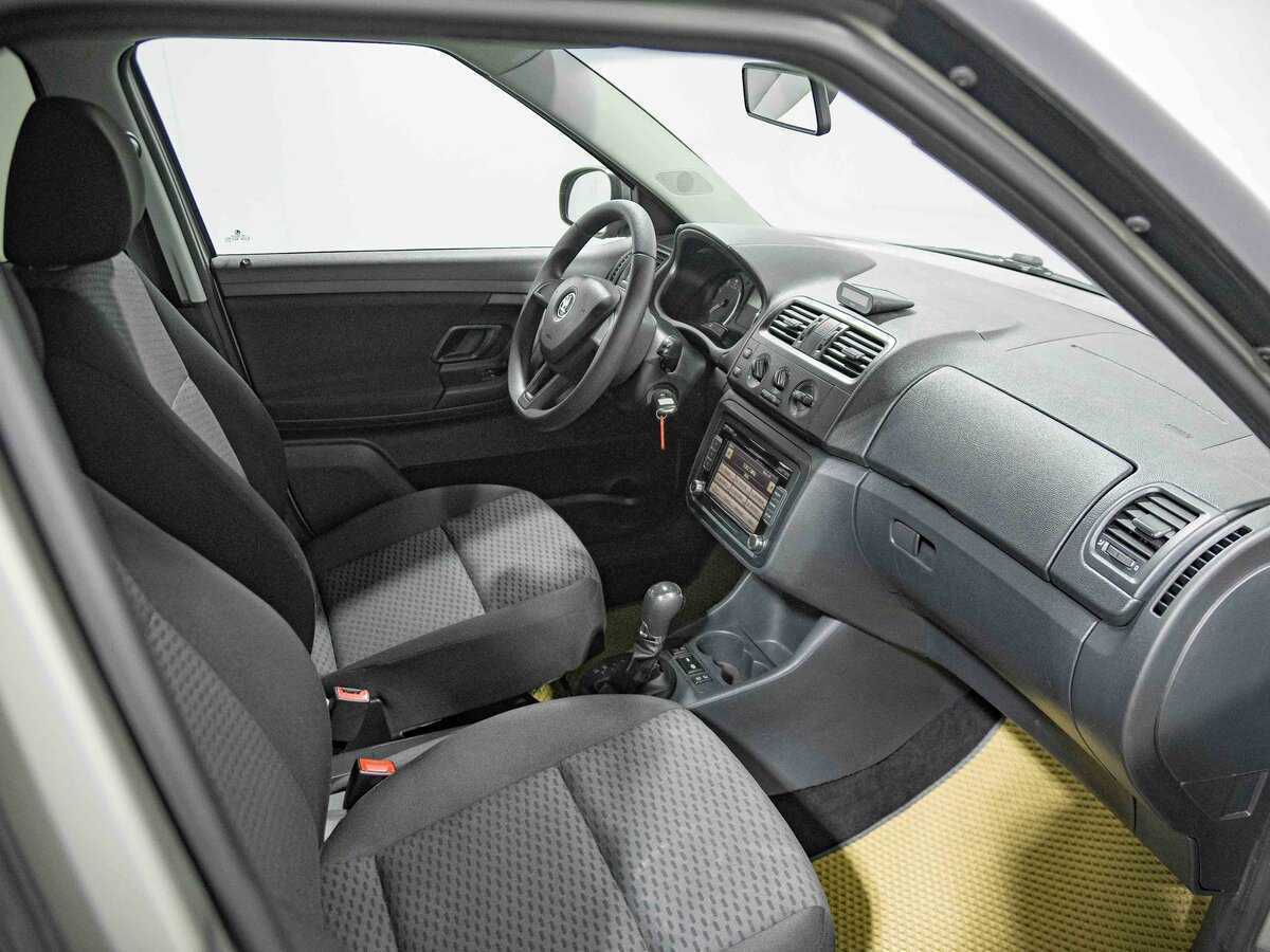 Б/У Шкода Фабия 2013 года. Фото: #12