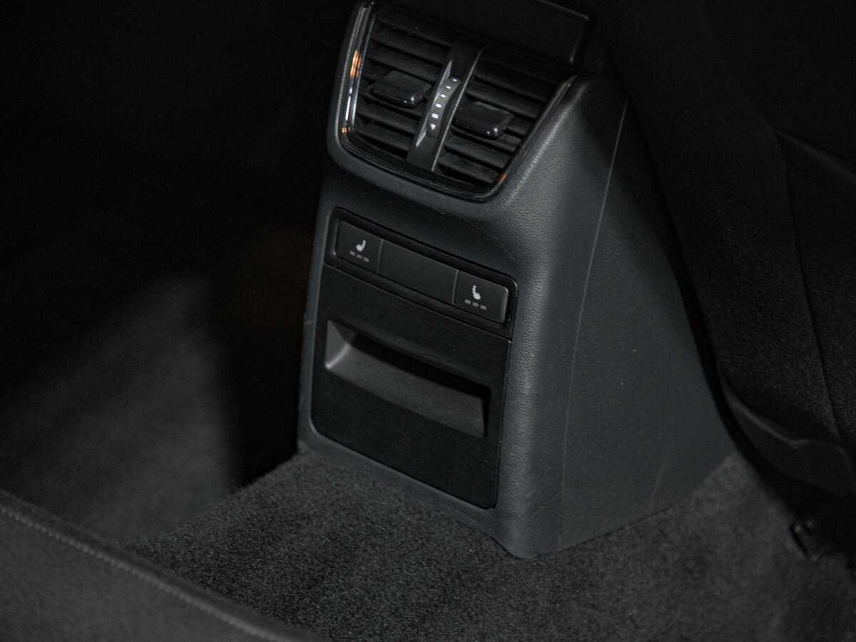 Б/У Шкода Октавия 2016 года. Фото: #13