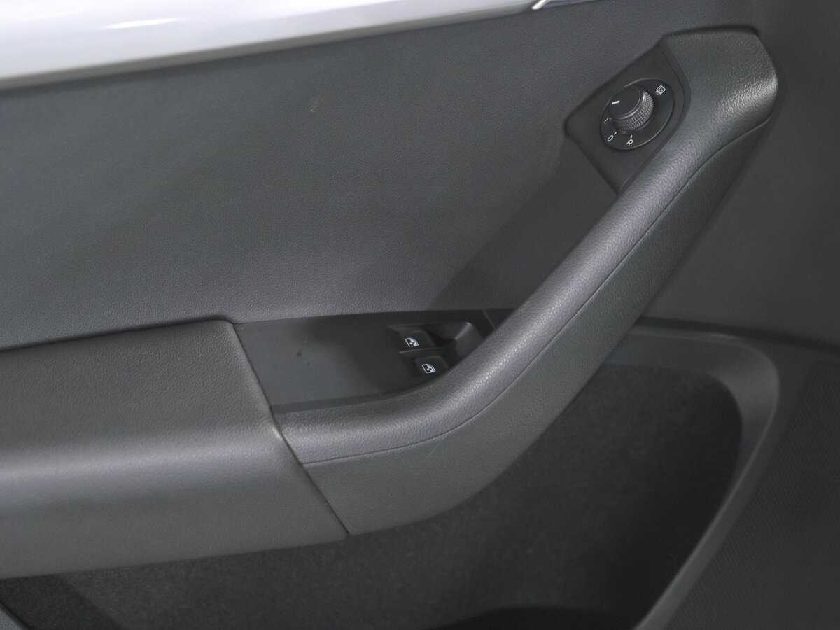 Б/У Шкода Октавия 2018 года. Фото: #9