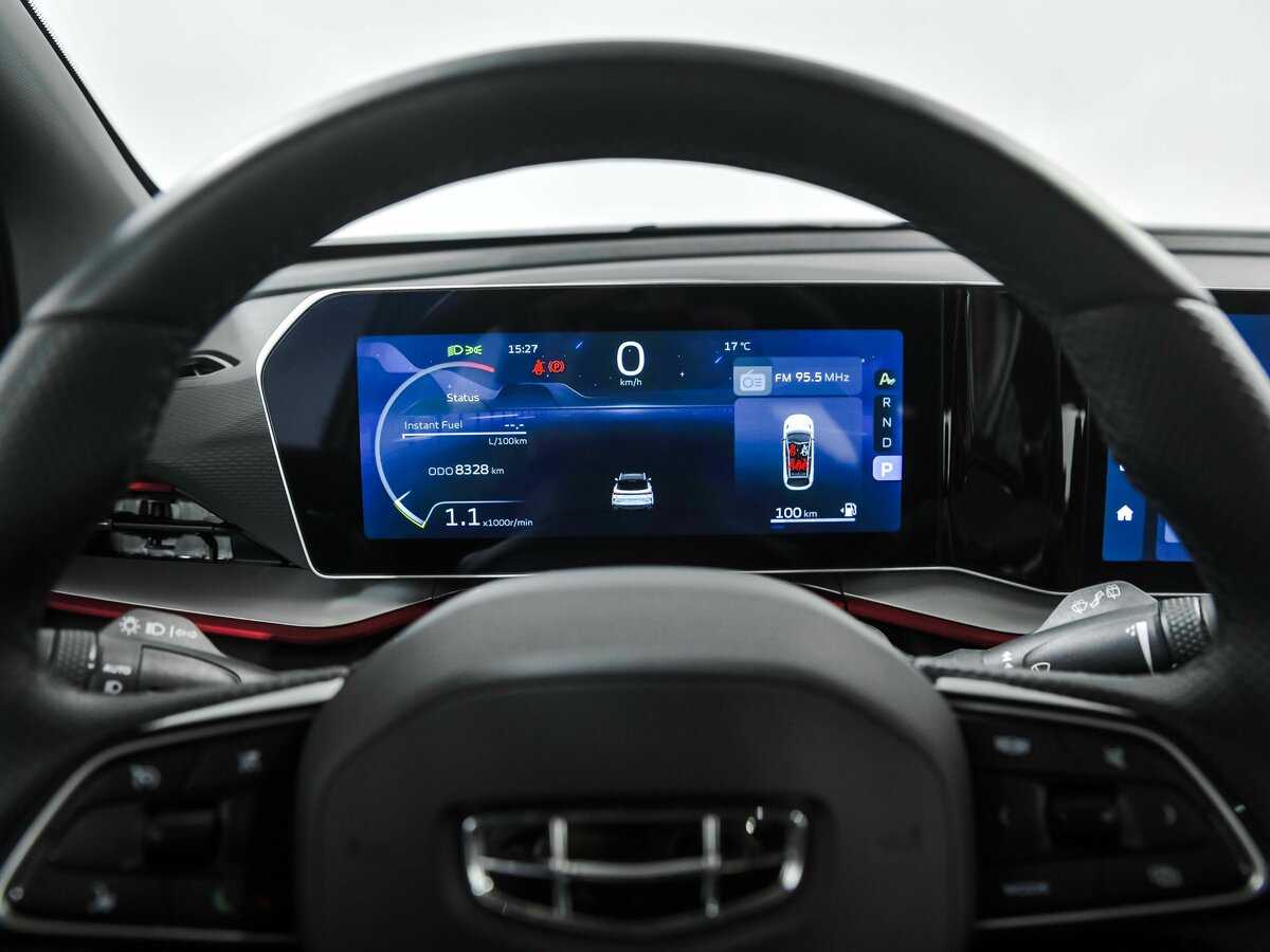 Geely Coolray 2023 года с пробегом. Фото: #6