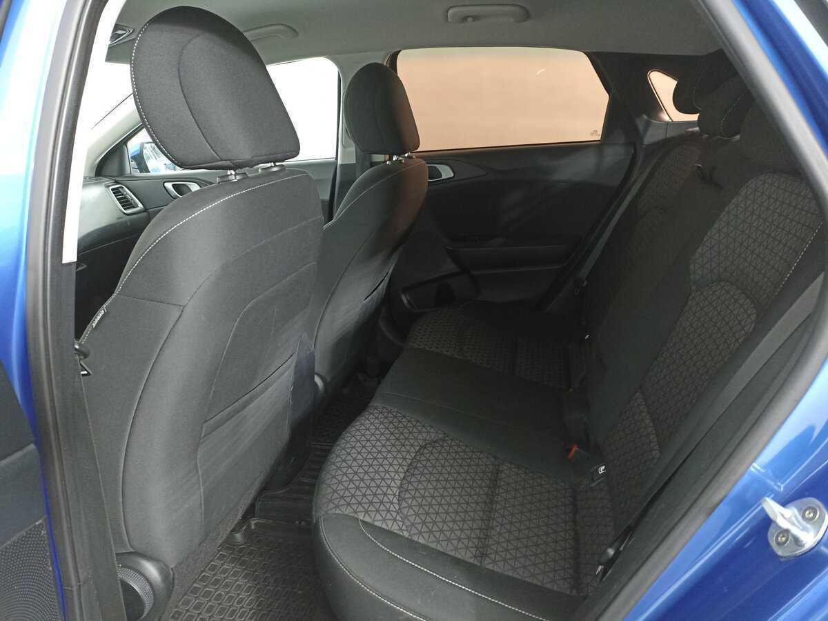 Б/У Киа Сид 2018 года. Фото: #11