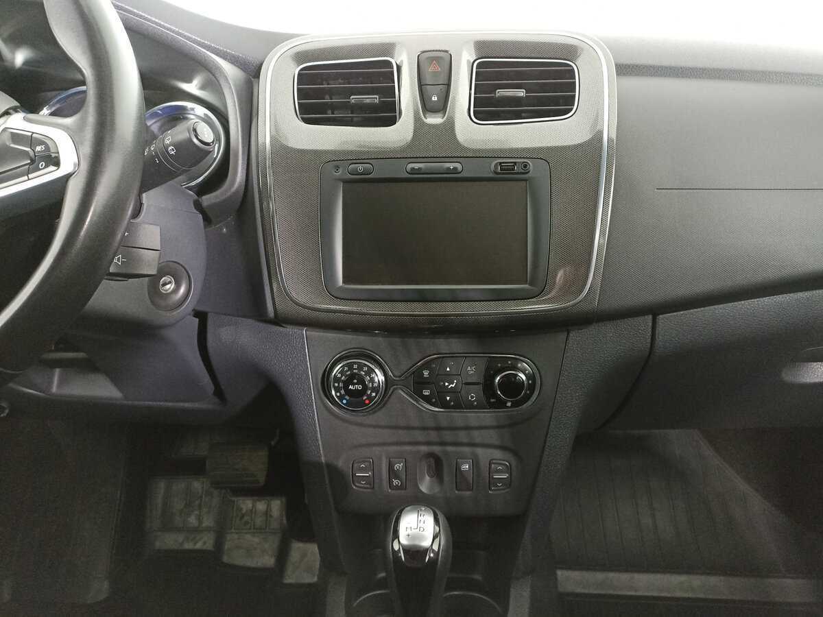 Б/У Рено Сандеро 2019 года. Фото: #14