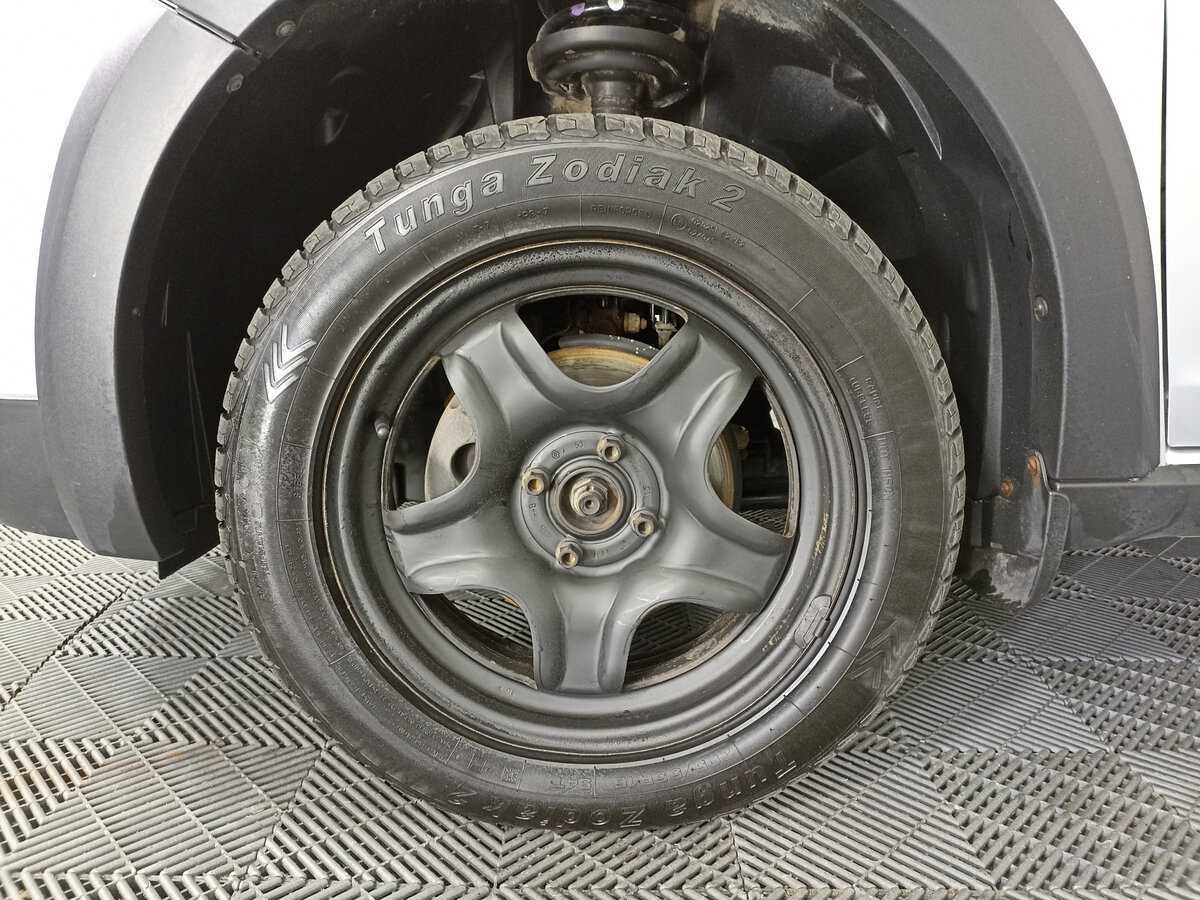 Б/У Рено Сандеро 2019 года. Фото: #17