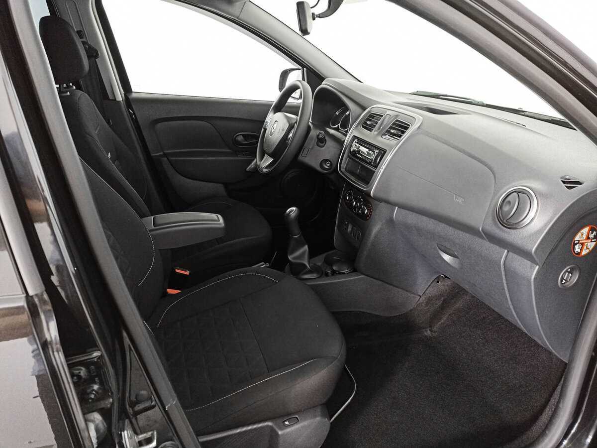 Б/У Рено Сандеро 2014 года. Фото: #9