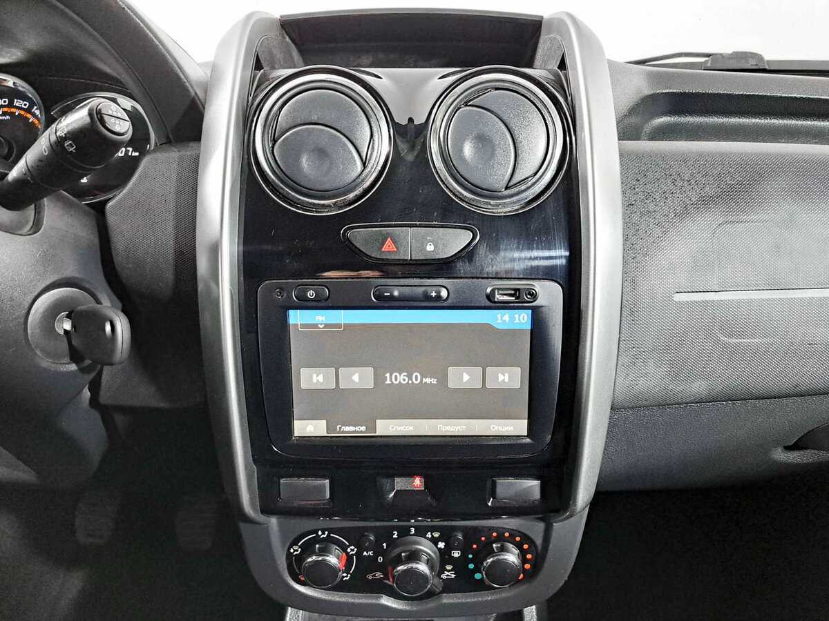 Б/У Лада (ВАЗ) Ларгус 2022 года. Фото: #12