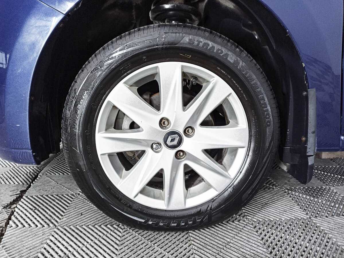 Б/У Рено Сандеро 2018 года. Фото: #16