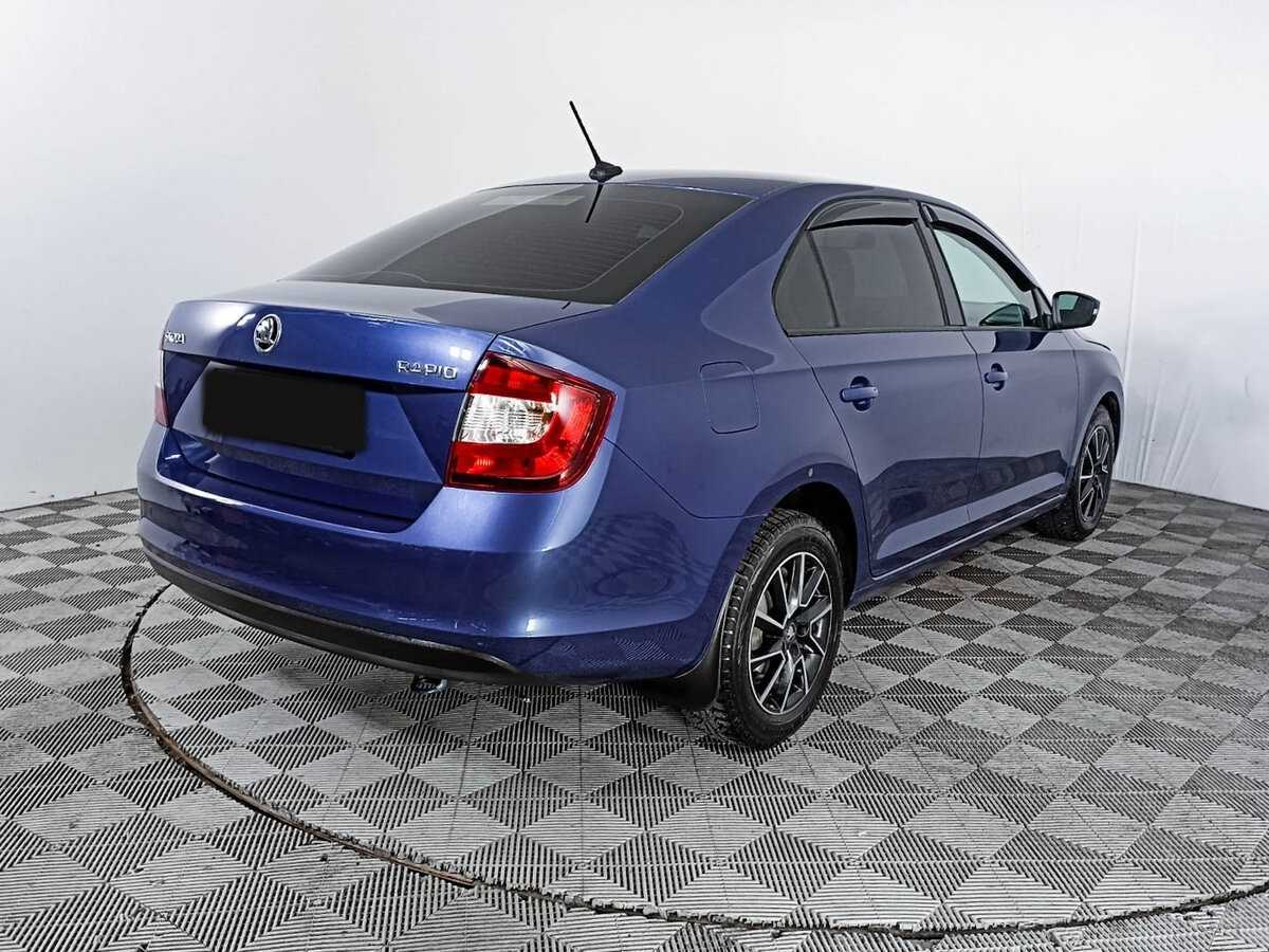 Б/У Шкода Рапид 2018 года. Фото: #4