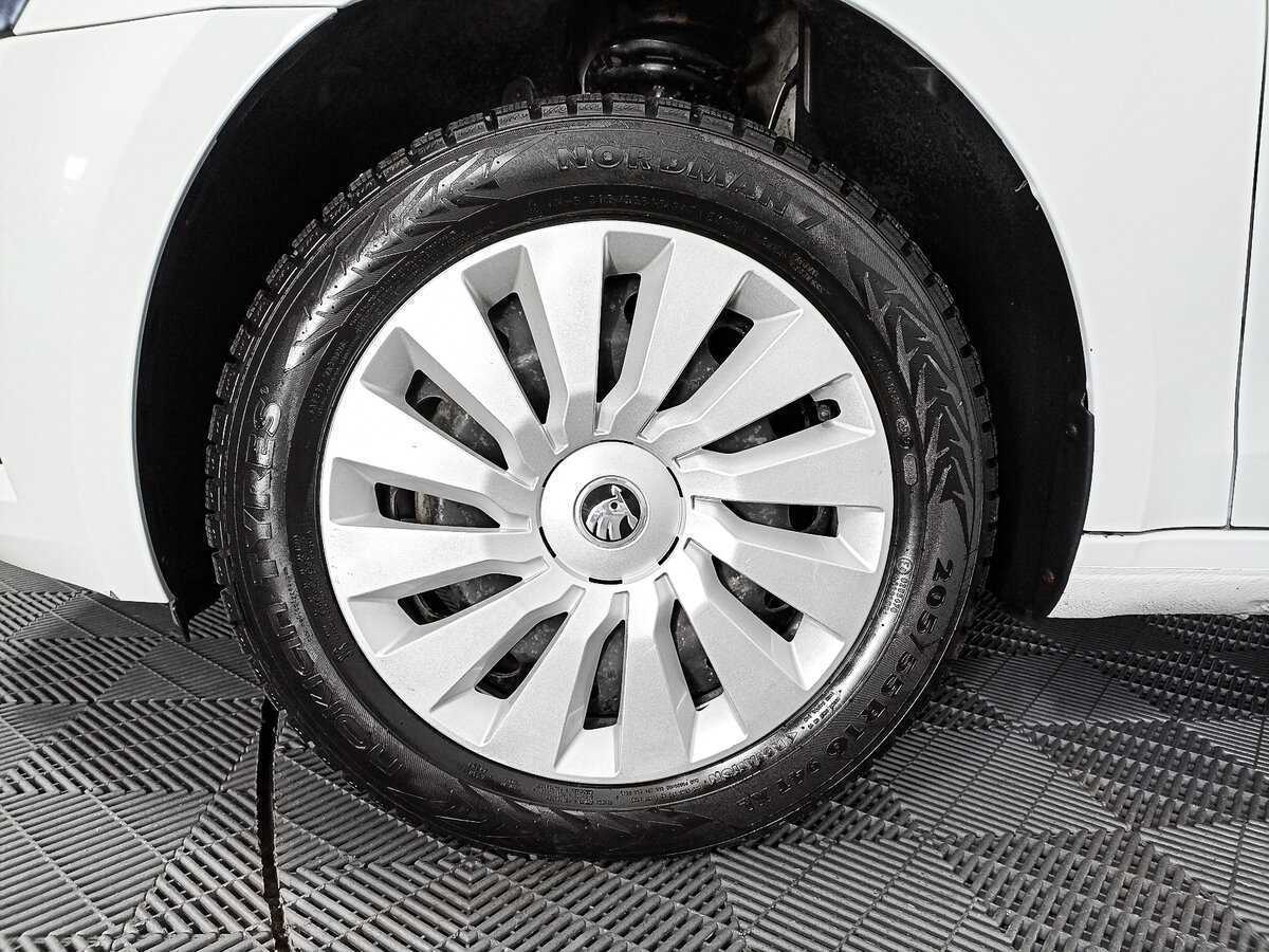 Skoda Octavia 2020 года с пробегом. Фото: #17