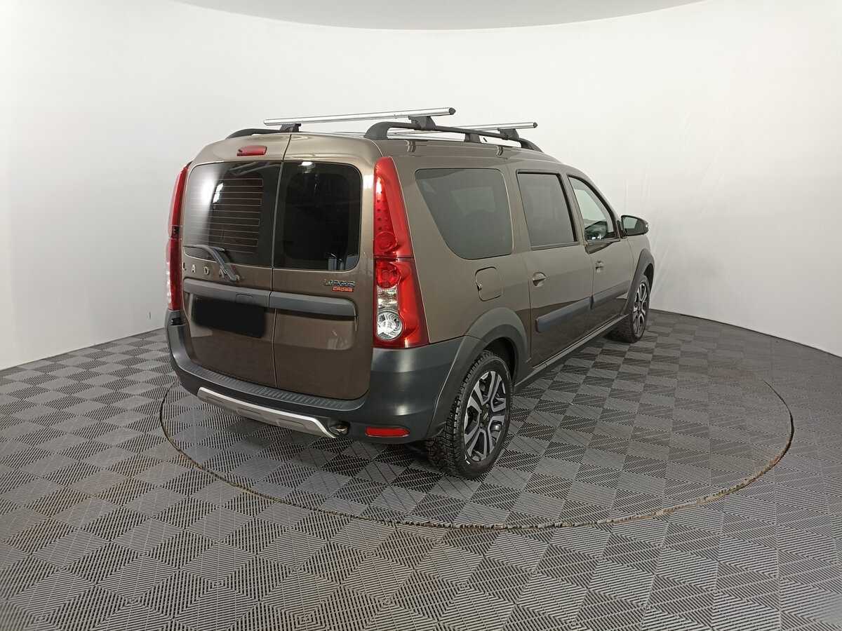 Б/У Лада (ВАЗ) Ларгус 2021 года. Фото: #4