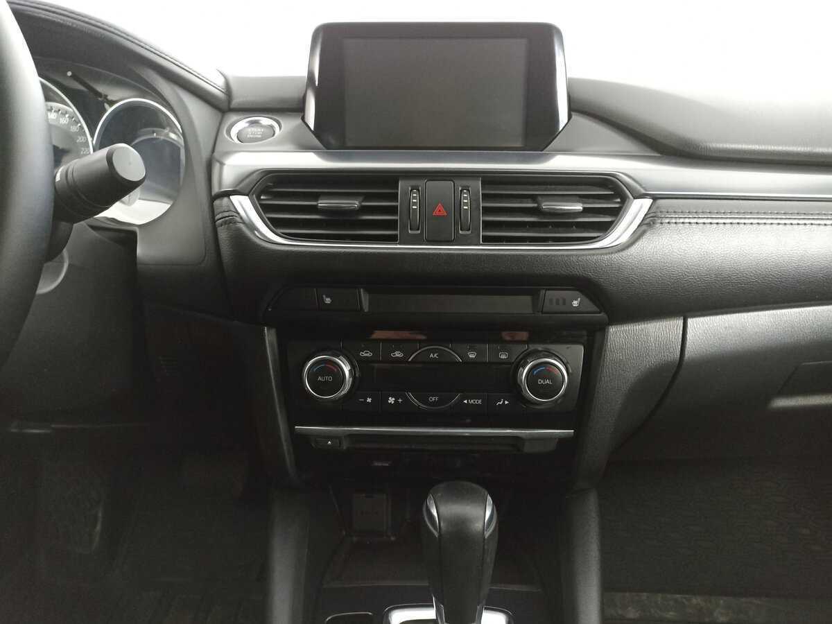 Б/У Мазда 6 2016 года. Фото: #13