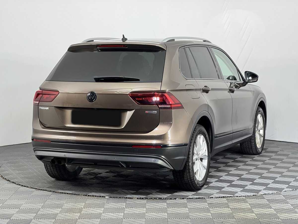 Volkswagen Tiguan 2018 года с пробегом. Фото: #3