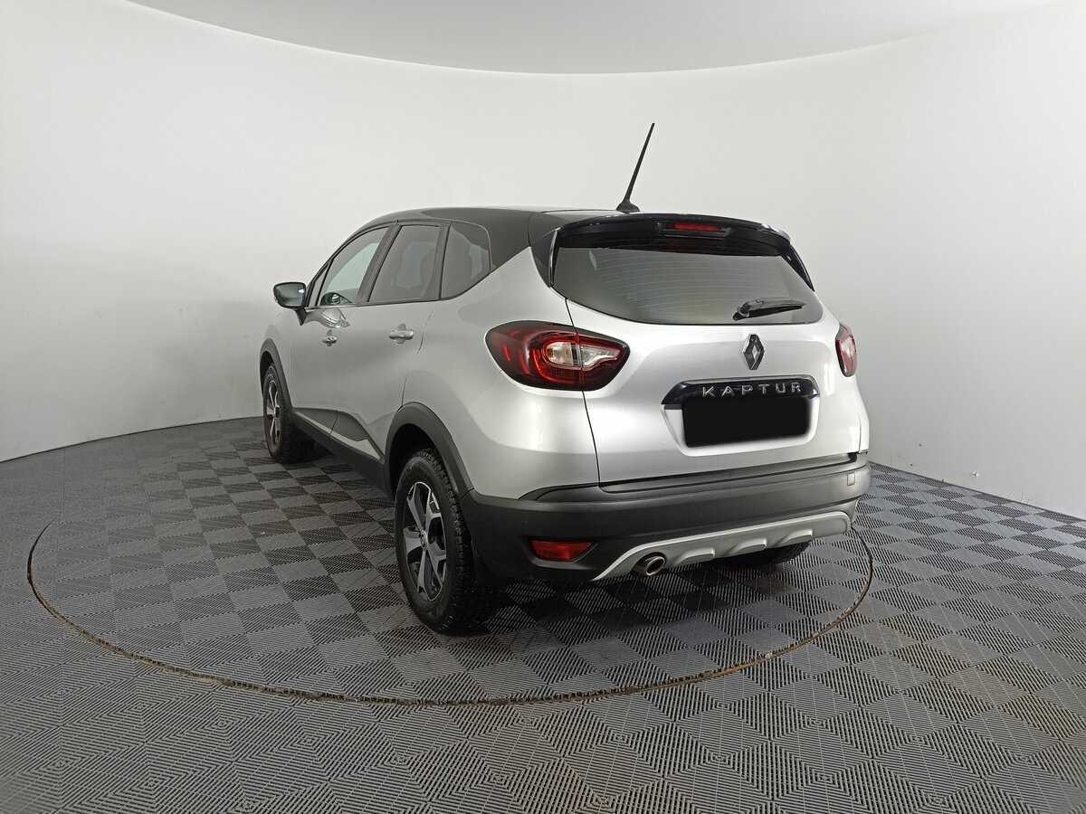 Б/У Рено Каптюр 2021 года. Фото: #6