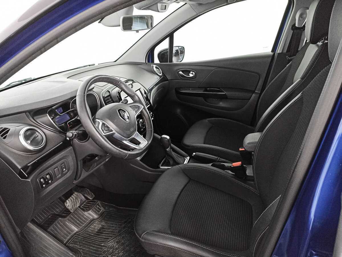 Б/У Рено Каптюр 2021 года. Фото: #13