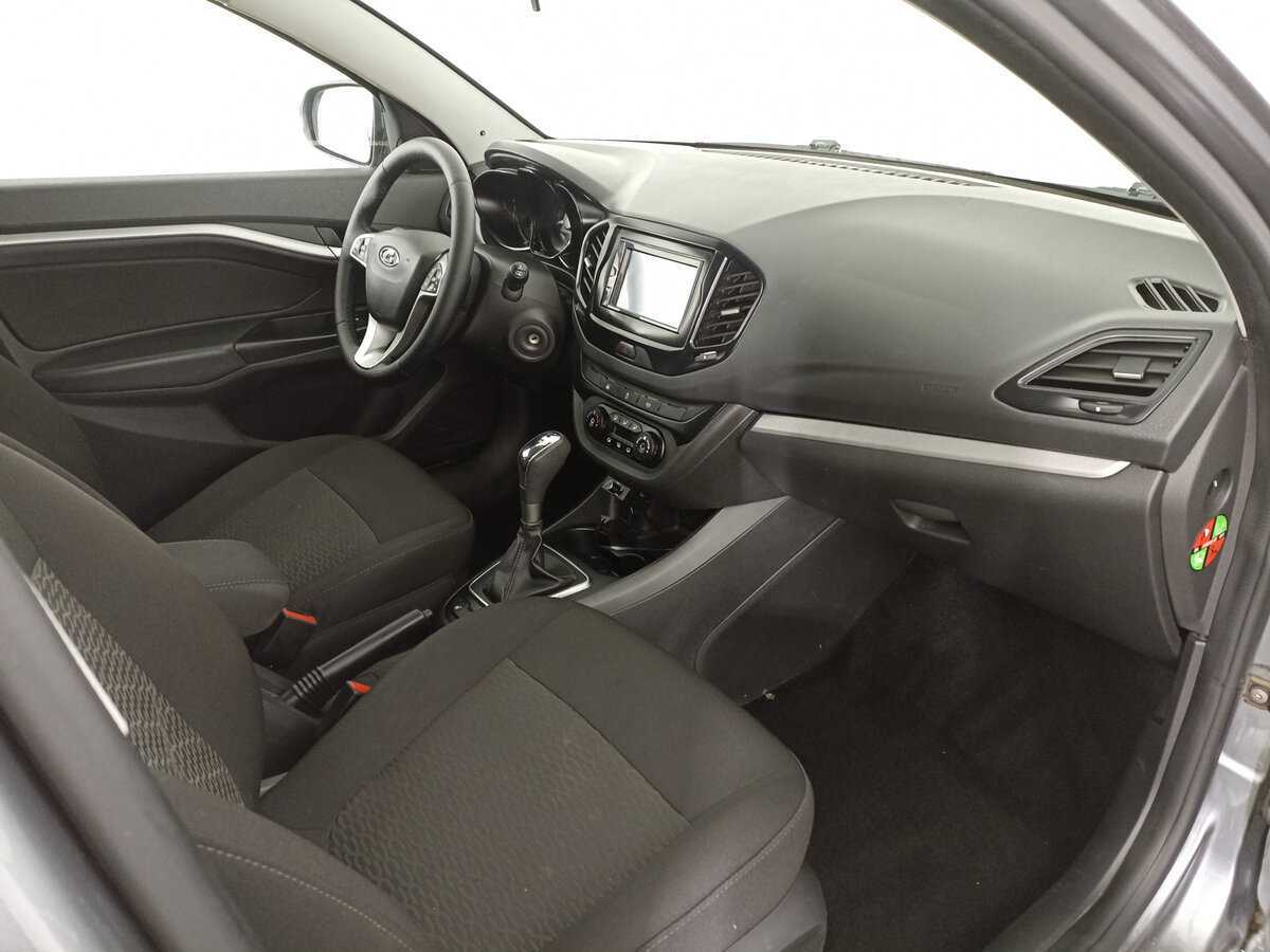 Б/У Лада (ВАЗ) Веста 2020 года. Фото: #10