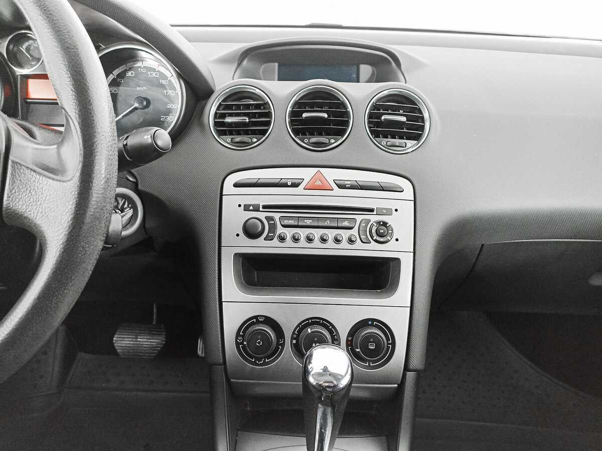 Б/У Пежо 408 2012 года. Фото: #9