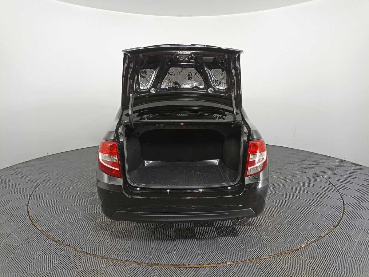 Б/У Лада (ВАЗ) Гранта 2021 года. Фото: #9