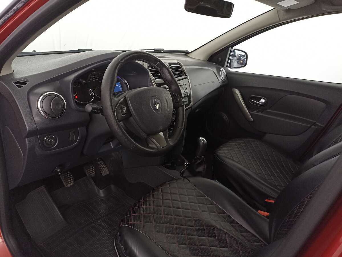 Б/У Рено Логан 2015 года. Фото: #14