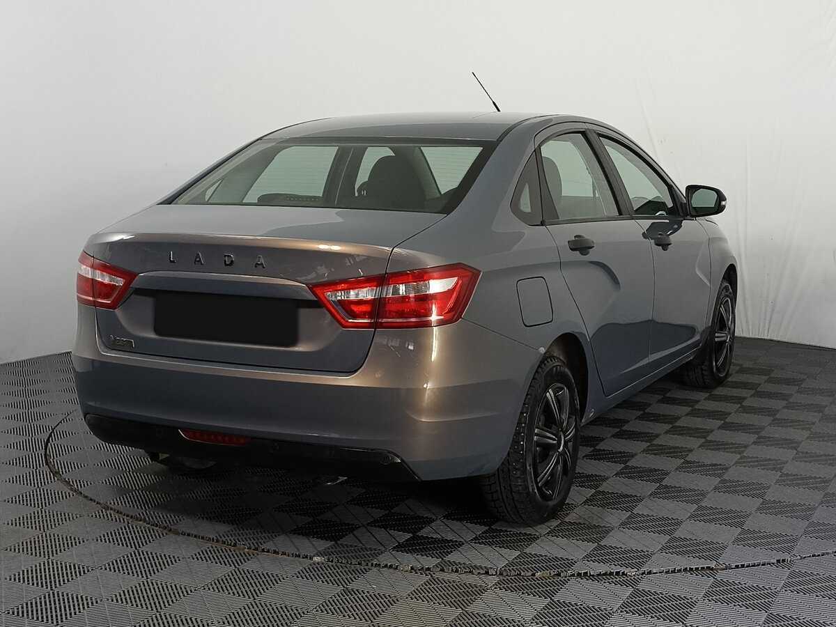 Б/У Лада (ВАЗ) Веста 2017 года. Фото: #3