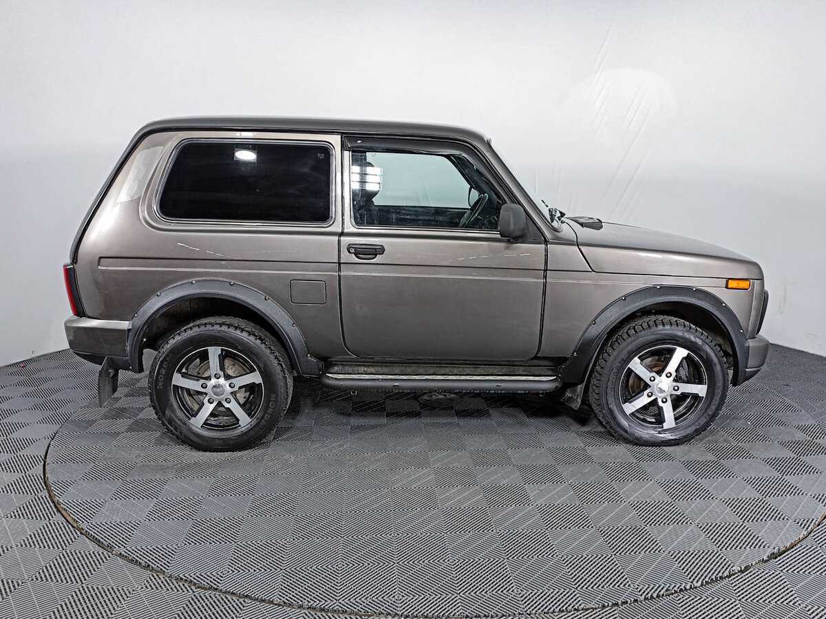 Б/У Лада (ВАЗ) 2121 (4х4) 2015 года. Фото: #3