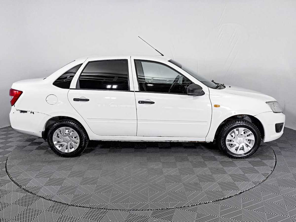 Б/У Лада (ВАЗ) Гранта 2014 года. Фото: #3