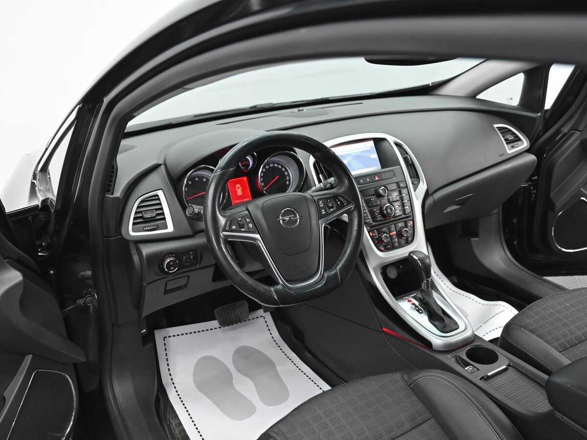 Б/У Опель Астра 2012 года. Фото: #11